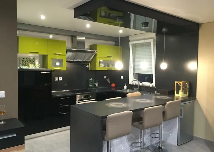 Des Trois Frontieres